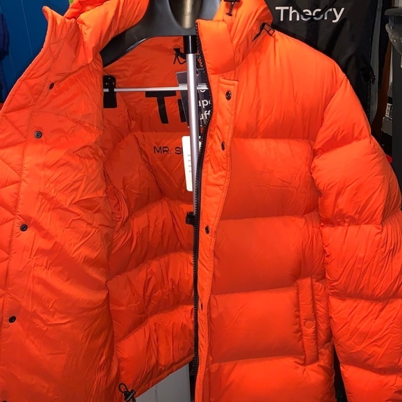 Aritzia Tna Mr. Super Puff - Picture 5 of 8